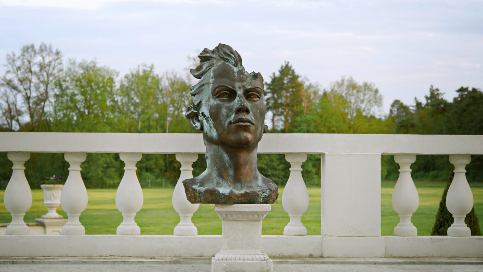 schloss-b-renklau-kultureller-ankerpunkt-in-der-lausitz